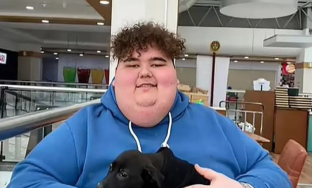 D06C8497-9631-40D5-A0CB-6CE5134910DB