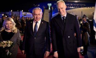 Pavarësisht fletarrestimit nga GJNP-ja, Netanyahu viziton Hungarinë