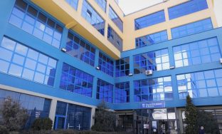 d55f3417-513d-4b32-a858-64515568e172